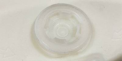 Bung to seal a drum or barrel